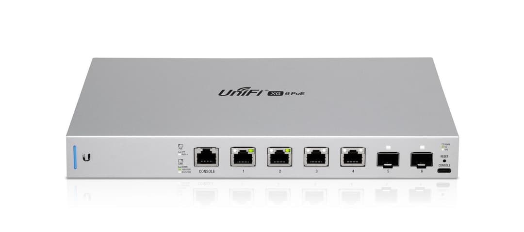 Ubiquiti UniFi Switch 6 XG PoE (US-XG-6POE) 10G 6-Port Managed Switch with 802.3bt PoE++ - 4x 10GbE RJ45, 2x SFP+ - Image 1