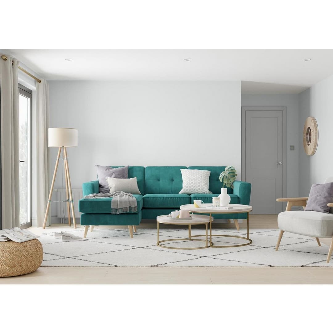 Dulux Easycare W&T Matt Paint Cornflower White - 2.5L - Image 2