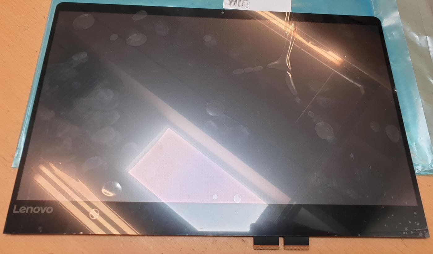 14,0" LCD FHD Glossy