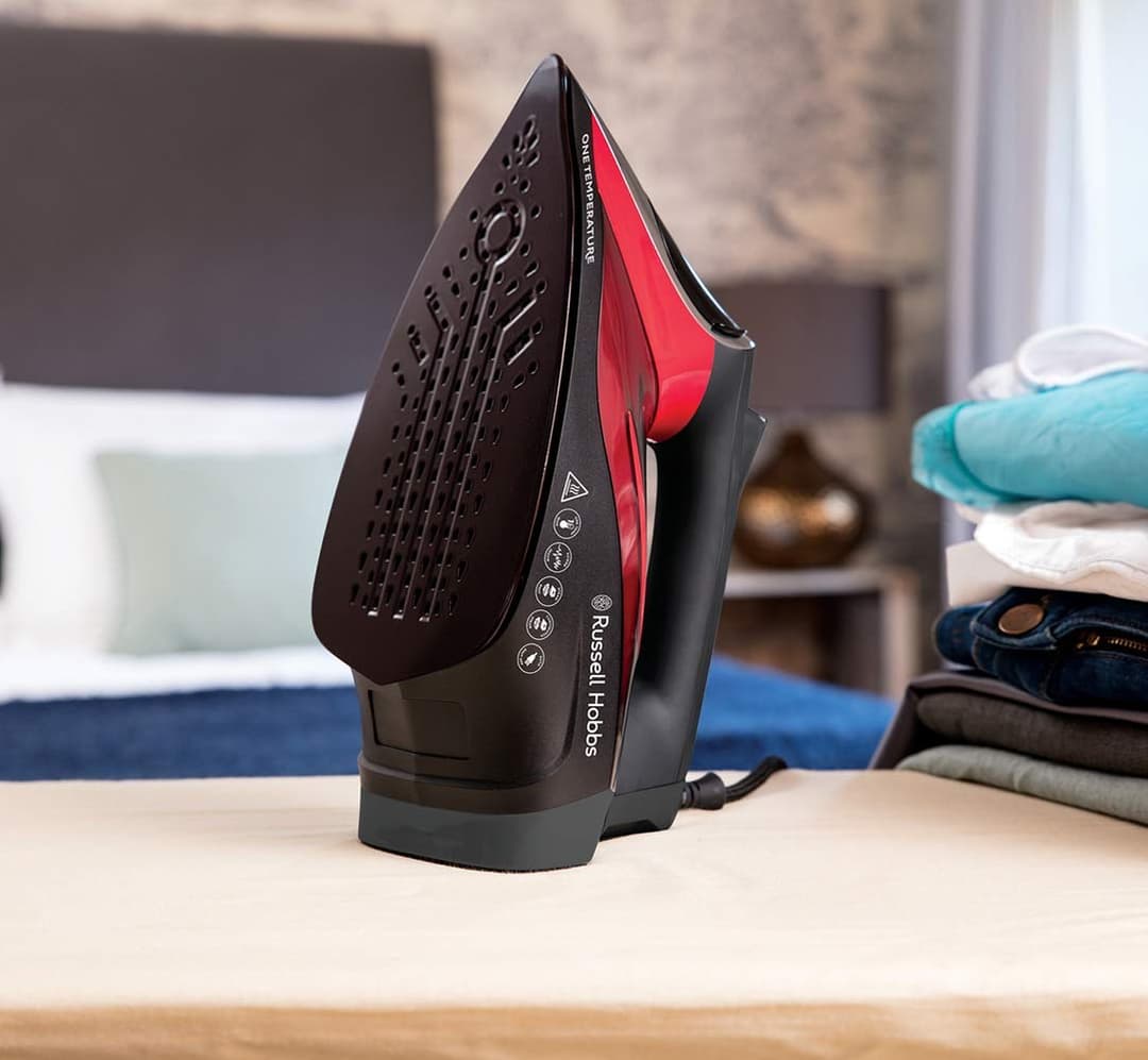 Russell Hobbs 25090-56 Steam Generator Iron - Red - Image 5