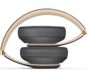 Apple Beats Studio3 Wireless Headphones Shadow Grey thumbnail 2
