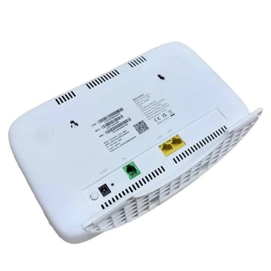 Sercomm Home 4G LTE Router LTE2122GR Antennas Power Adapter White - Image 3