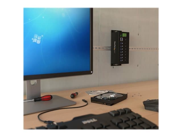 StarTech ST7300USBME 7-Port USB 3.0 Hub Black - Image 5