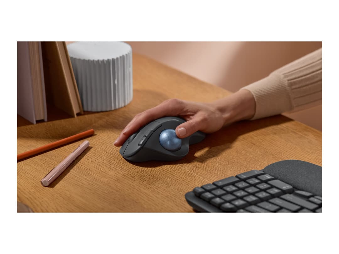 Logitech Ergo M575S Wireless Trackball Black - Image 1
