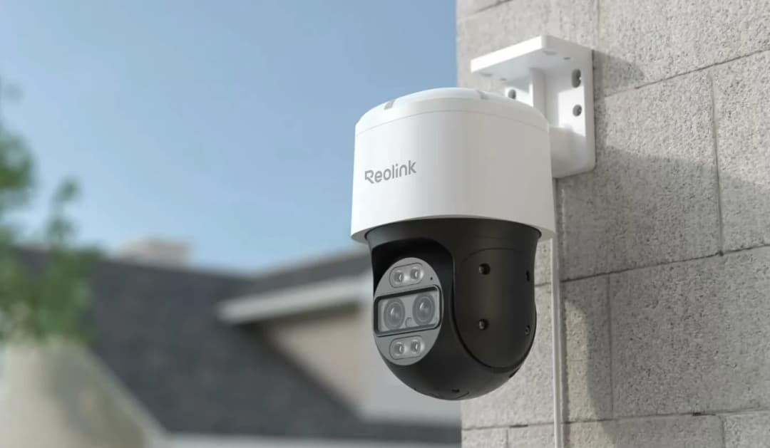 Reolink TrackMix-P 4K PTZ Security Camera White - Image 2
