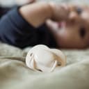 Tommee Tippee Cherry Latex Dummies 0–6 Months – Pack of 2 100% Natural Latex Soothers thumbnail 3