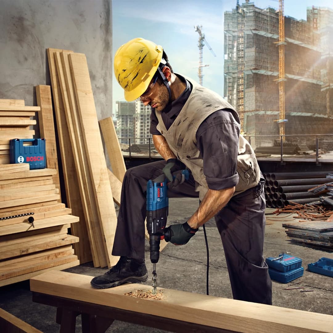 Bosch Professional Rotary Hammer GBH 240 - Black - Image 3