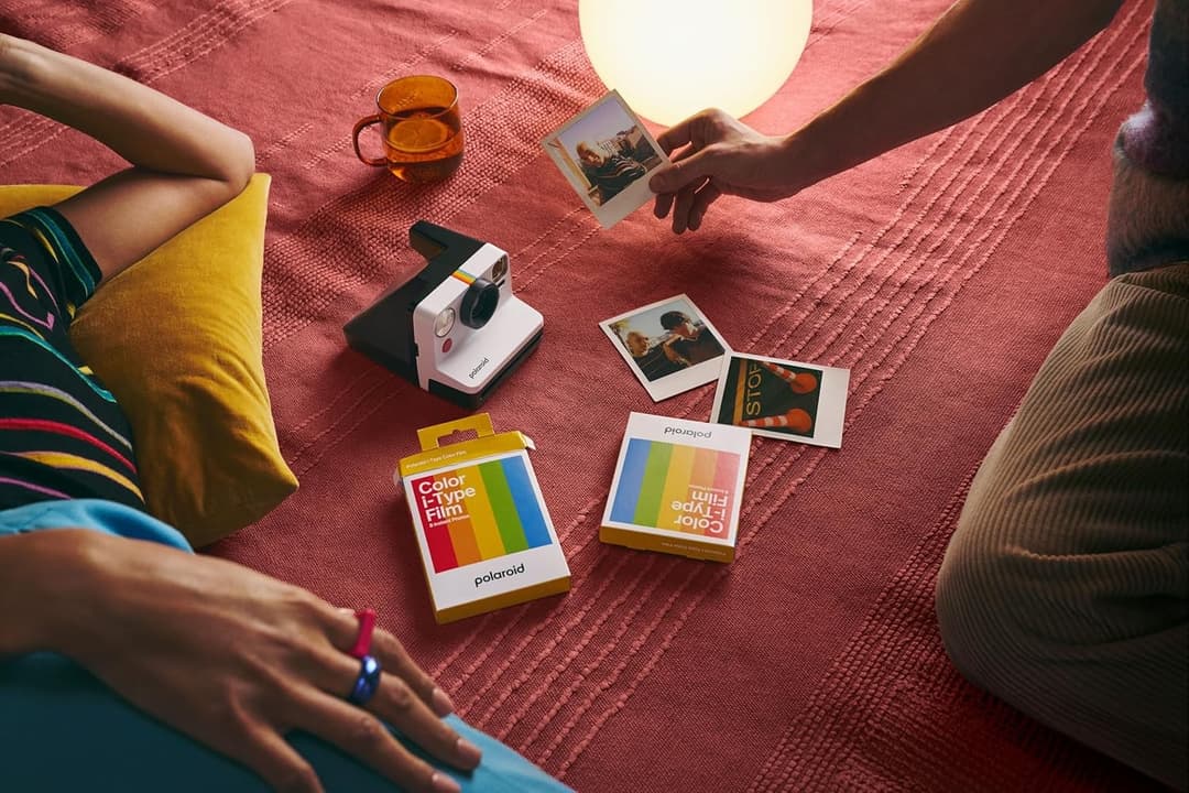 Polaroid Now Gen 2 Instant Camera Black & White - Image 8