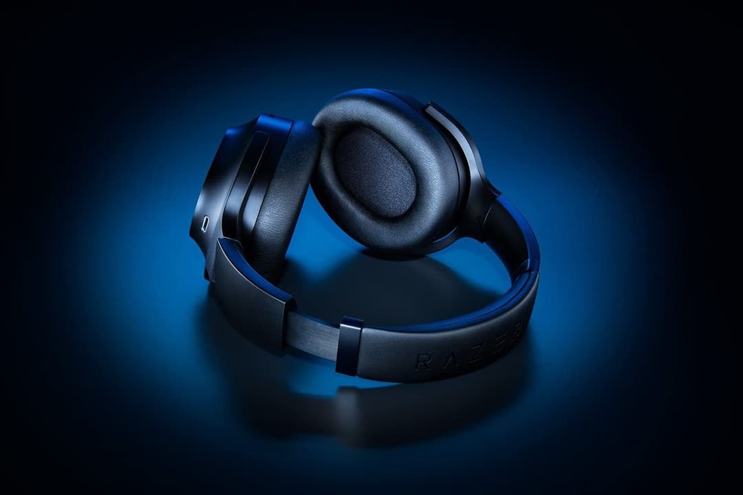 Razer Barracuda Pro Wireless Gaming Headset - Black - Image 3