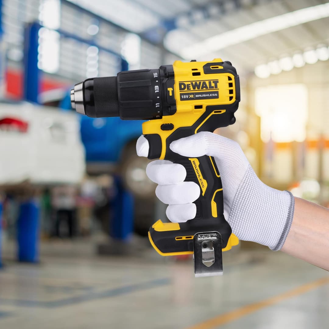 DeWalt DCD709N-XJ Cordless Impact Drill - Yellow - Image 6