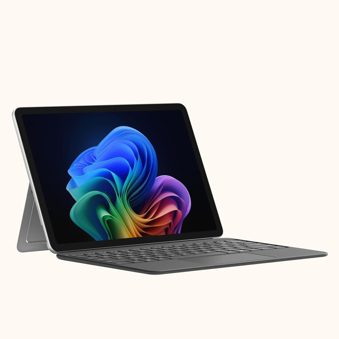Microsoft Surface Pro 13" 2-in-1 Snapdragon X Plus 16GB 256GB Platinum - Image 1