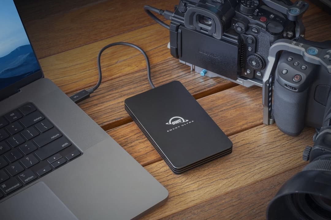 OWC 2TB Thunderbolt 5 Bus-Powered Portable NVMe SSD External Storage Solution - Image 3