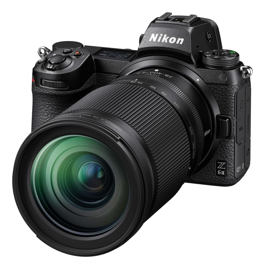 Nikon NIKKOR Z 28-400mm f/4-8 VR Lens - Black - Image 5