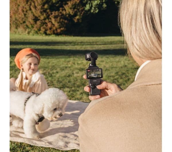 DJI Osmo Pocket 3 Creator Combo Camera Black - Image 7